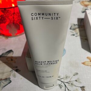 Makeup Melting Balm Cleanser - White